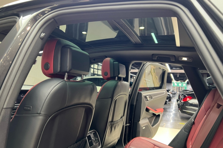 保时捷 2021款 Macan 2.0T中控内饰7007