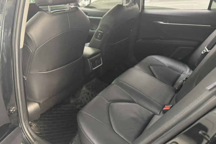 丰田 凯美瑞 2021款 2.0G 豪华版中控内饰7002