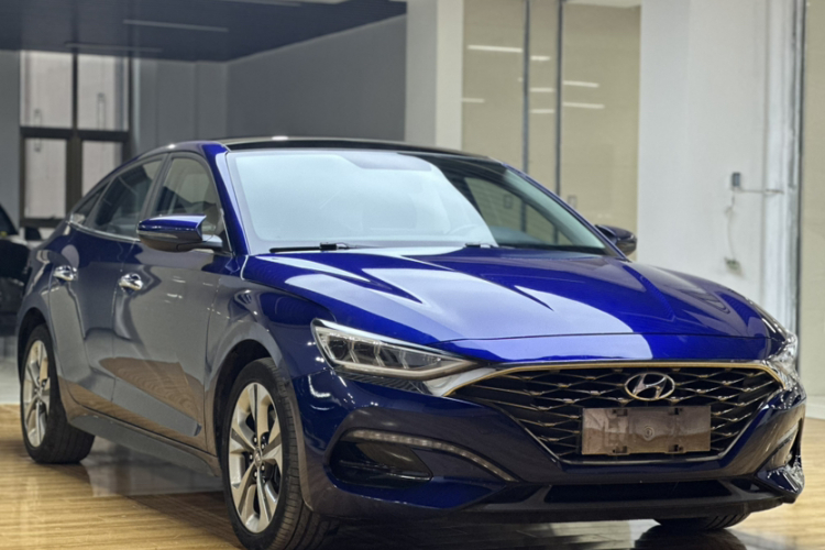 现代 菲斯塔 2019款 280TGDi 运动版 国VI车身外观6003