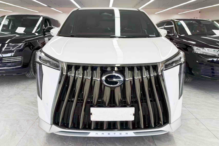 广汽传祺 传祺M8 2023款 宗师系列 400T 旗舰版车身外观6003