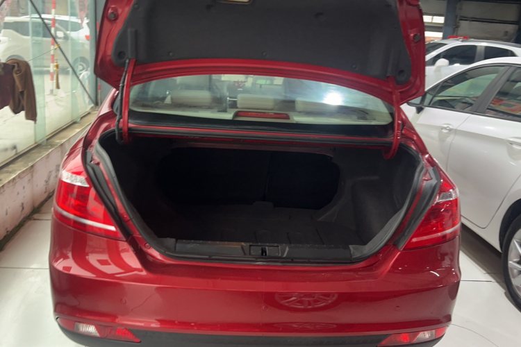 吉利汽车 帝豪 2016款 三厢 1.5L CVT豪华型局部细节23