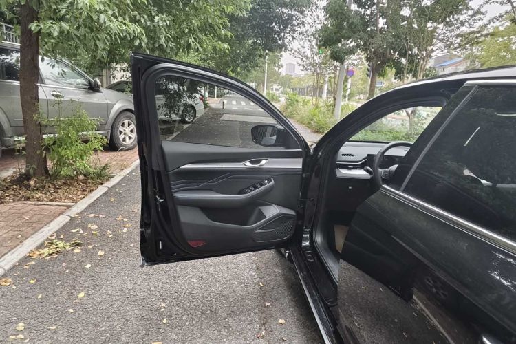 吉利汽车 星瑞 2025款 东方曜 1.5TD 昆仑版车身外观6007