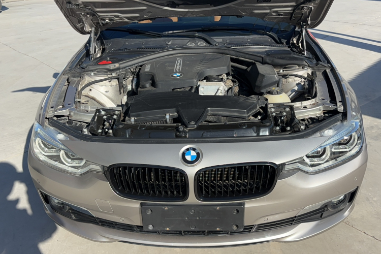 宝马3系 2016款 320Li 进取型局部细节24