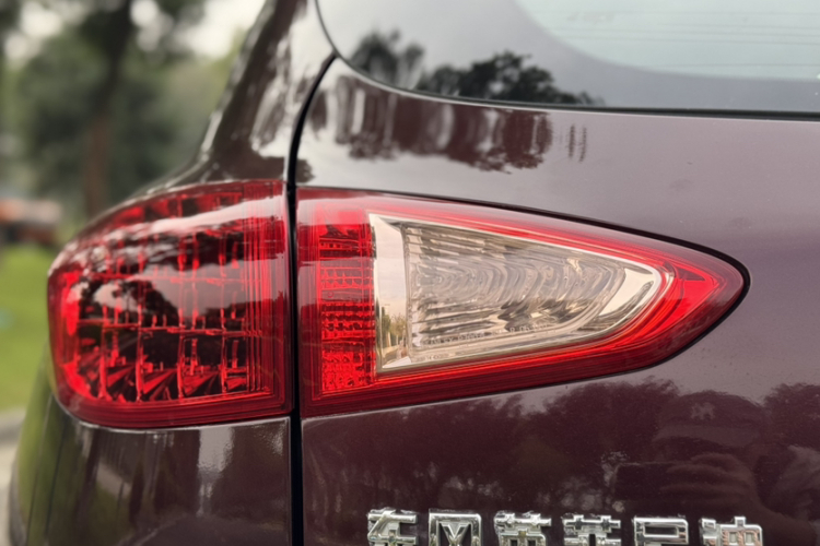 英菲尼迪QX50 2015款 2.5L 舒适版车身外观6003