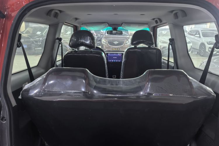 恒润汽车 恒润HRS1 2022款 经典型中控内饰7003