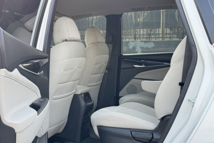 上汽大通MAXUS 大通G50 2022款 1.5T 自动畅游A中控内饰7002