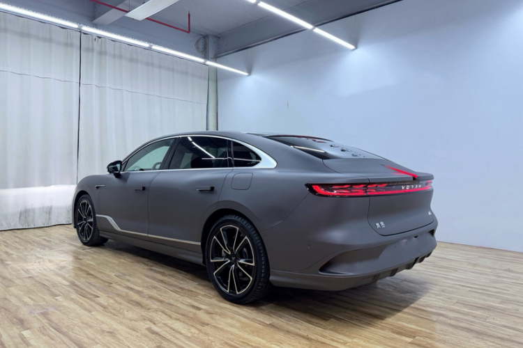 岚图汽车 岚图追光 2024款 PHEV 四驱超长续航旗舰版车身外观6007