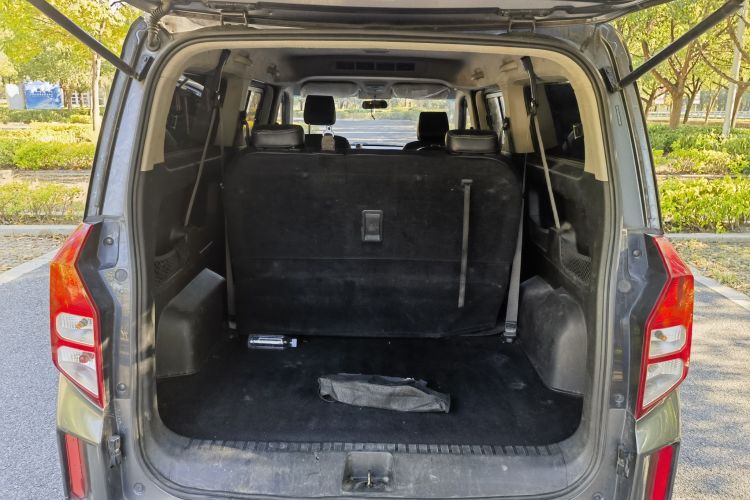 五菱汽车 五菱征程 2021款 1.5T 手动豪华型局部细节23