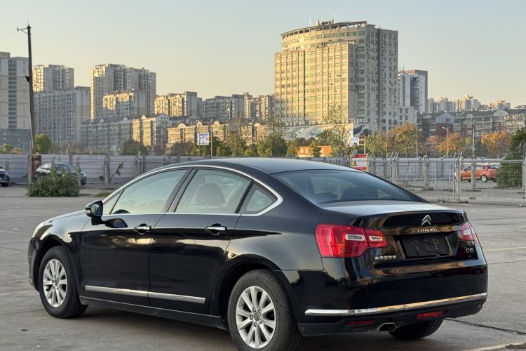 雪铁龙C5 2013款 2.0L 自动尊享型车身外观6005