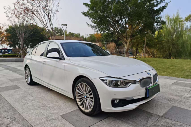 宝马3系 2018款 320Li 时尚型车身外观1
