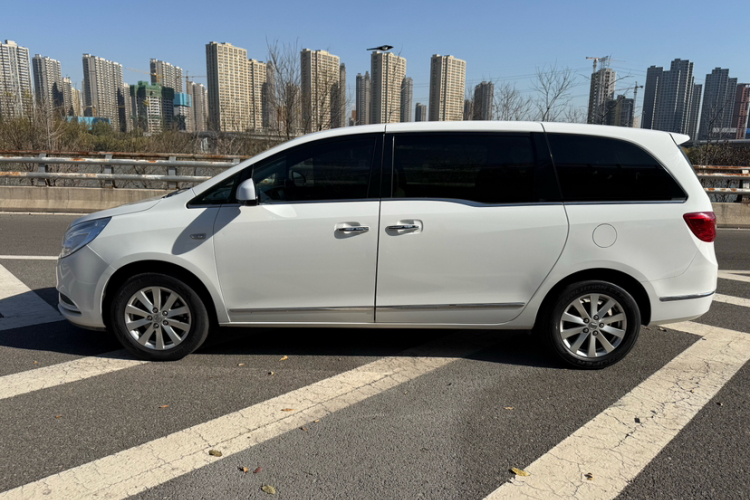 别克GL8 2018款 28T 豪华型 国VI车身外观6007