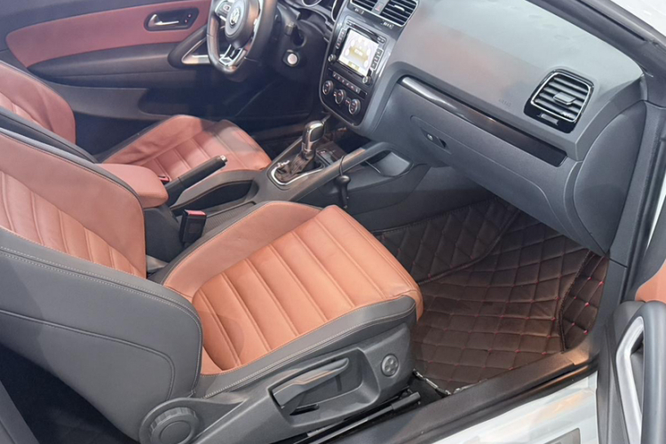 大众 尚酷 2015款 2.0TSI 豪华版中控内饰7004