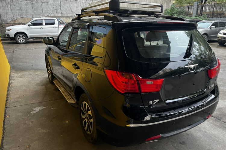 海马S7 2015款 改款 2.0L 自动纵驰型车身外观6003