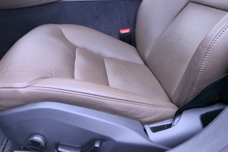 沃尔沃S90新能源 2020款 T8 E驱混动 智逸豪华版中控内饰7014