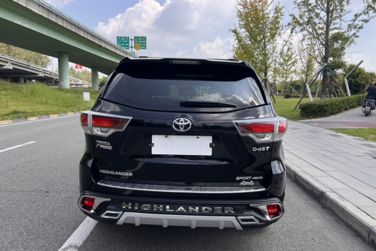 丰田 汉兰达 2017款 2.0T 四驱豪华版 7座车身外观6001