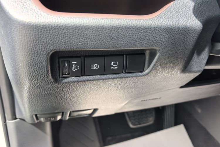 丰田 RAV4荣放 2020款 2.0L CVT四驱尊贵版中控内饰7007