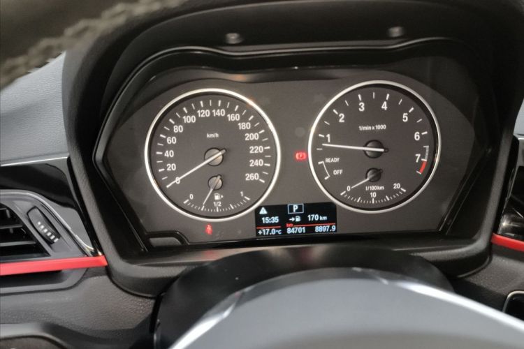 宝马X1 2018款 xDrive20Li 尊享型中控内饰15