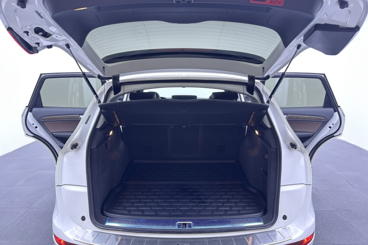 奥迪Q5 2013款 40 TFSI 舒适型局部细节23