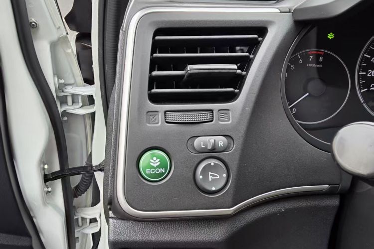 本田 锋范 2019款 1.5L CVT舒适版局部细节9002