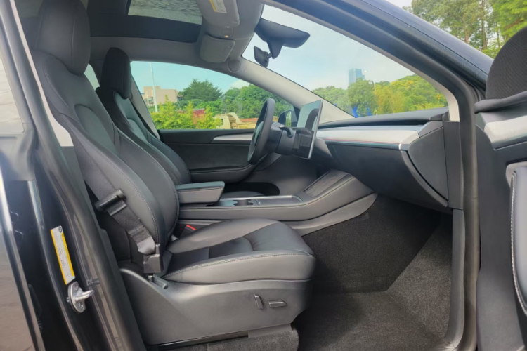 特斯拉 Model Y 2024款 后轮驱动版局部细节41