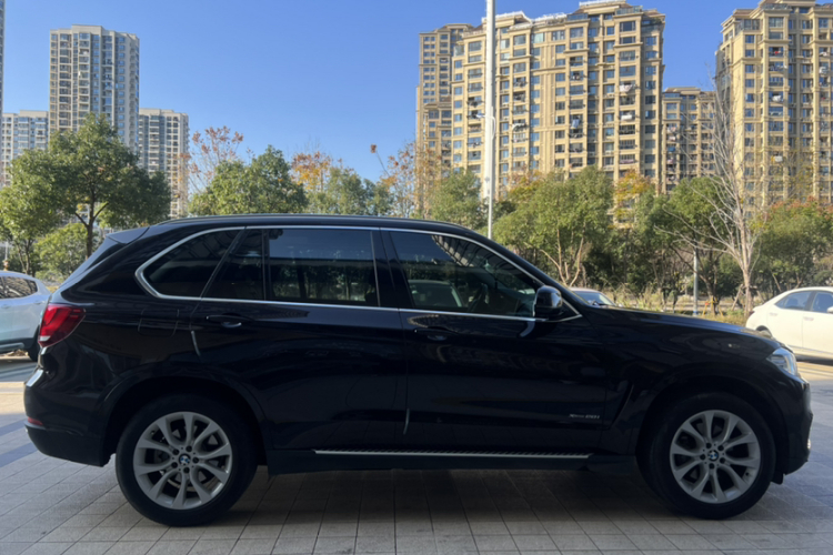 宝马X5(进口) 2018款 xDrive28i车身外观6001