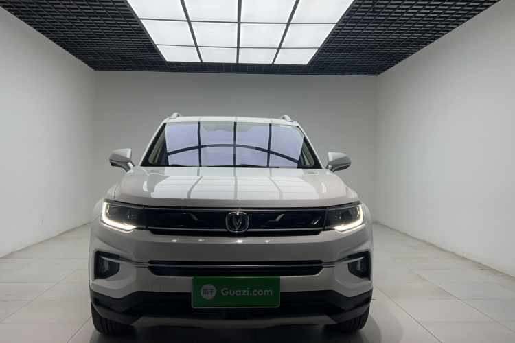 长安CS35PLUS 2019款 1.6L 自动酷联版车身外观6001