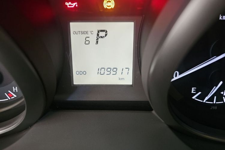 丰田 普拉多 2016款 2.7L 自动豪华版中控内饰15