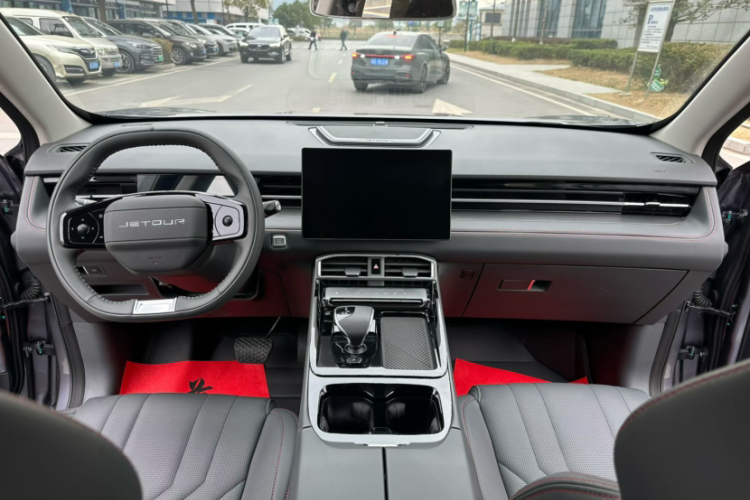 捷途大圣 2025款 1.5T DCT 豪华版中控内饰7004