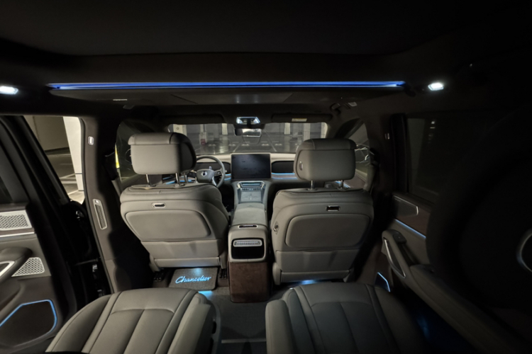 腾势N9 2025款 旗舰型中控内饰7003