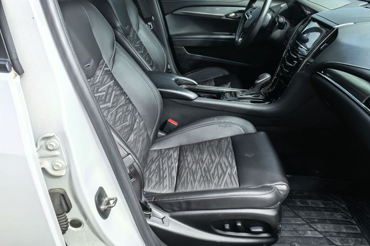 凯迪拉克ATS-L 2017款 28T 技术型中控内饰7008