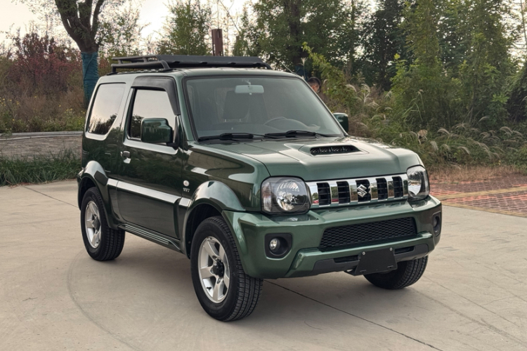 铃木 吉姆尼 2012款 1.3 AT JLX车身外观6005