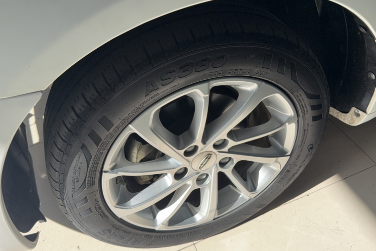 吉利汽车 帝豪 2021款 UP 1.5L CVT豪华型车身外观6004