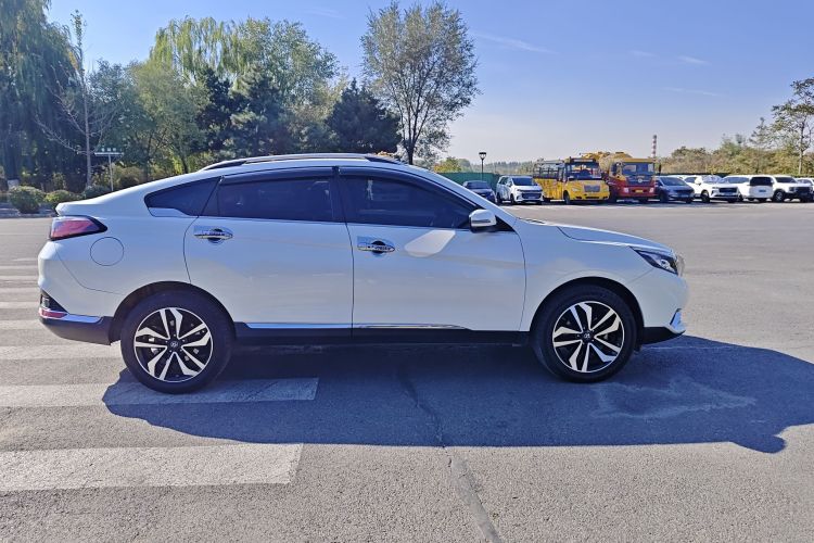 启辰T90 2018款 2.0L CVT智联智尚版 国V车身外观6006