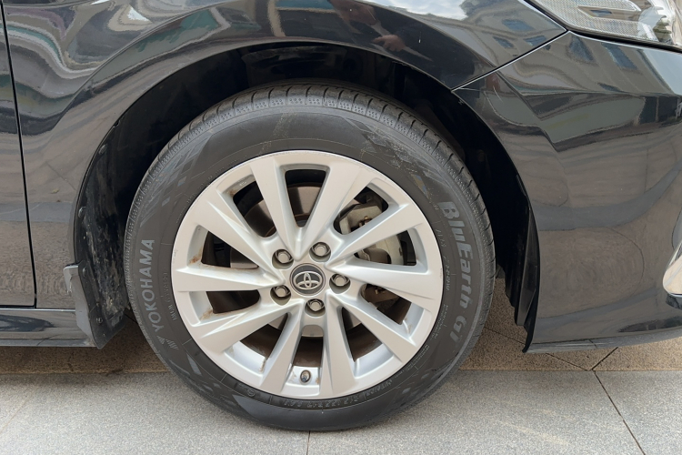 丰田 凯美瑞 2021款 2.0G 豪华版局部细节9003