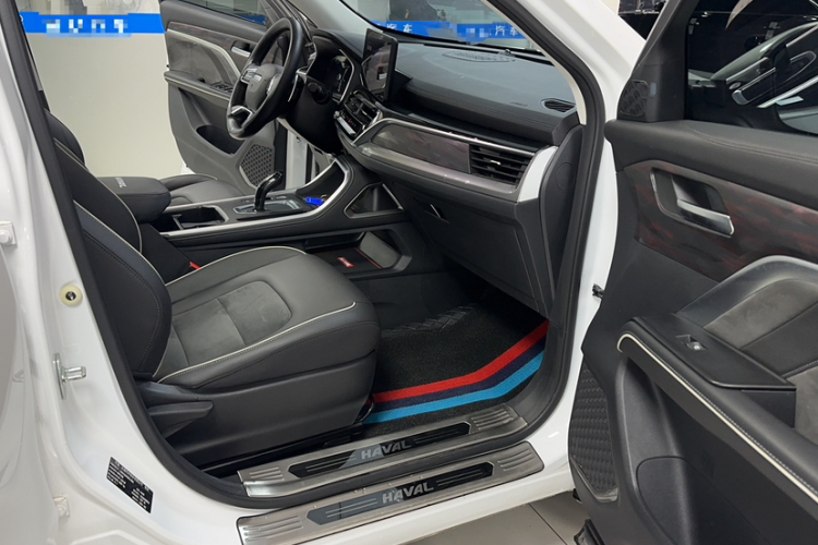 哈弗H6 2023款 国潮版 1.5T 自动冠军版中控内饰7001