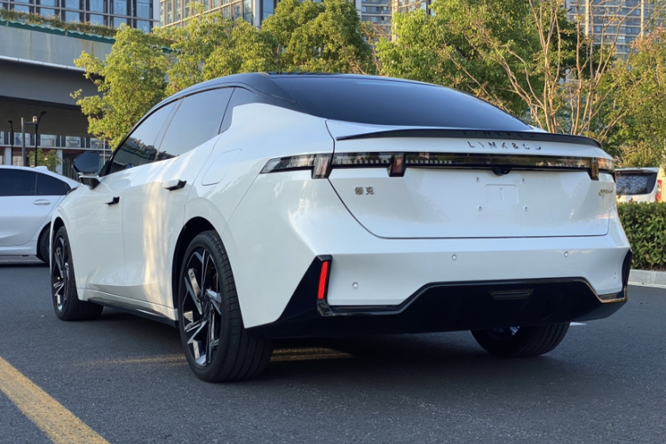 领克07 2024款 EM-P 126长续航 Halo车身外观6001