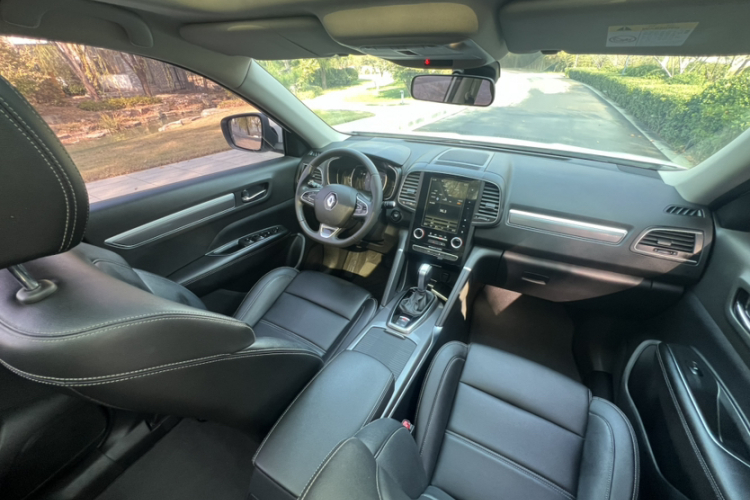 雷诺 科雷傲 2018款 2.0L 两驱豪华版中控内饰7004