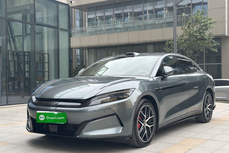 比亚迪 汉L 2025款 DM-p 四驱激光雷达旗舰型车身外观1