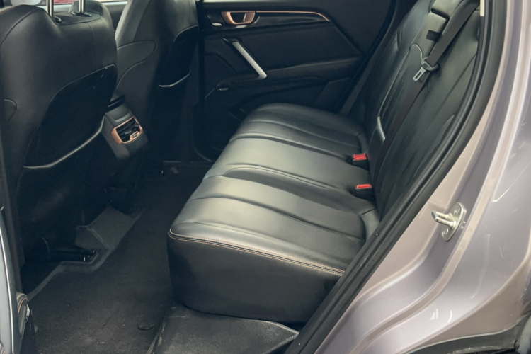 宝骏RS-5 2019款 1.5T CVT智能驾控豪华版 国VI中控内饰7002