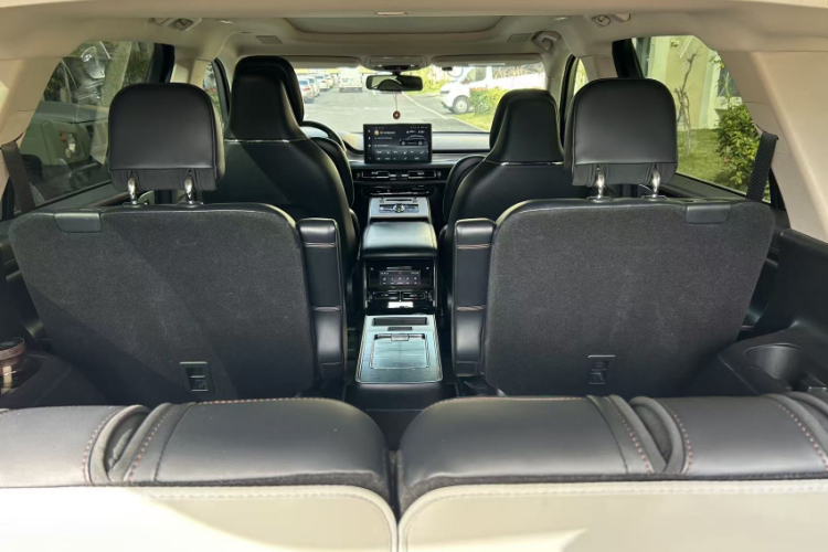 林肯 飞行家 2021款 3.0T V6 四驱MONO限量版中控内饰7001