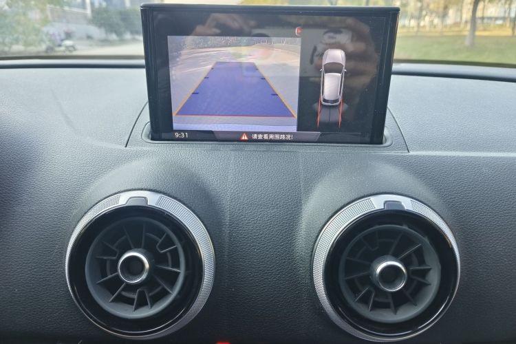 奥迪A3 2020款 Sportback 35 TFSI 时尚型 国VI中控内饰7011