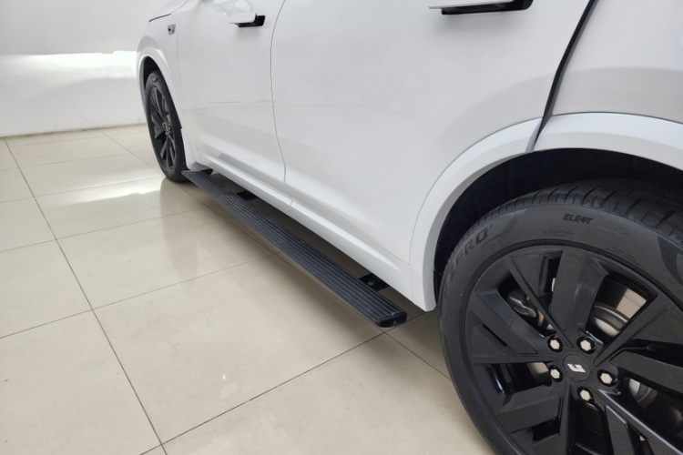 理想汽车 理想L7 2023款 Pro车身外观6007