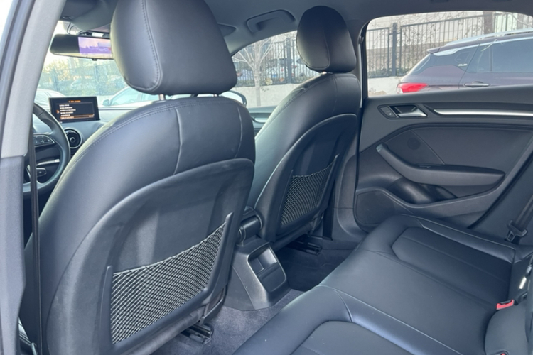 奥迪A3 2017款 Limousine 35 TFSI 进取型中控内饰7003