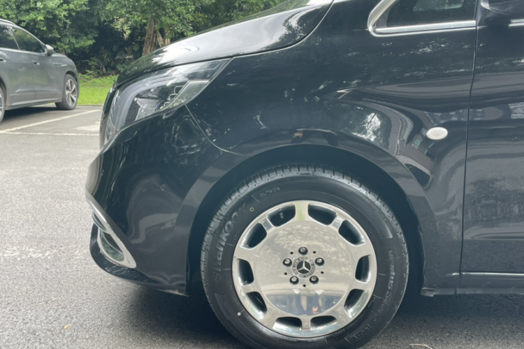 奔驰 威霆 2021款 2.0T 商务版 7座车身外观6006