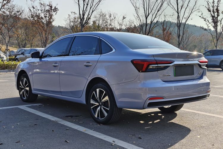 飞凡汽车 飞凡ER6 2021款 新动版 620km 智享版车身外观6007