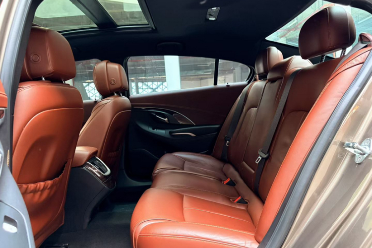 别克 君越 2014款 2.0T SIDI 精英技术型中控内饰7004