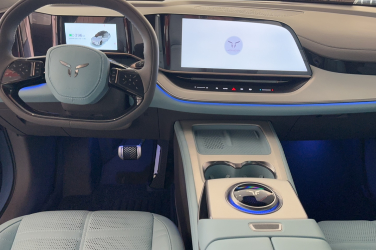 红旗天工08 2025款 730 Max后驱版中控内饰7003