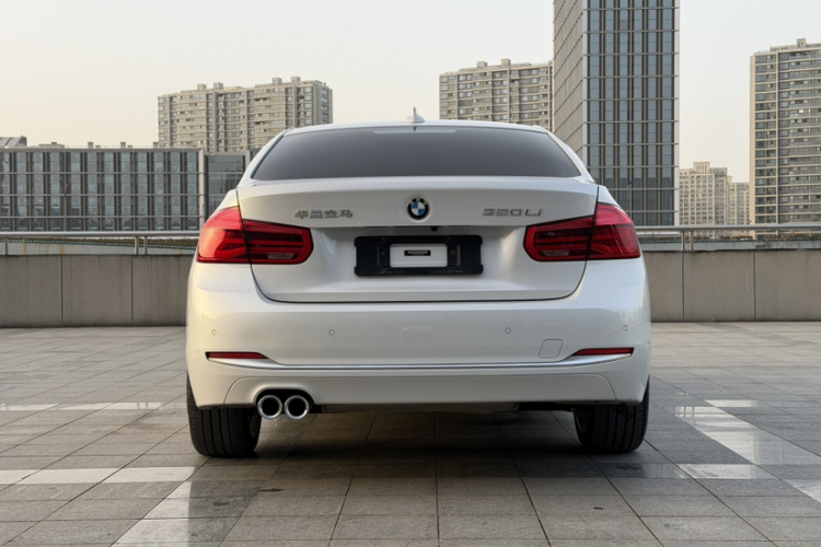 宝马3系 2018款 320Li 时尚型车身外观6005