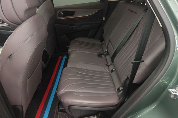 奇瑞 风云T10 2024款 210 奢享版中控内饰7005