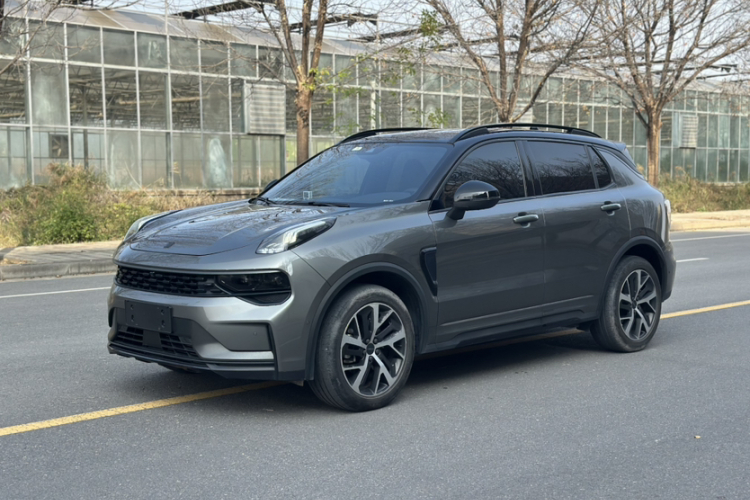 领克01 2021款 2.0TD 四驱劲Halo车身外观1